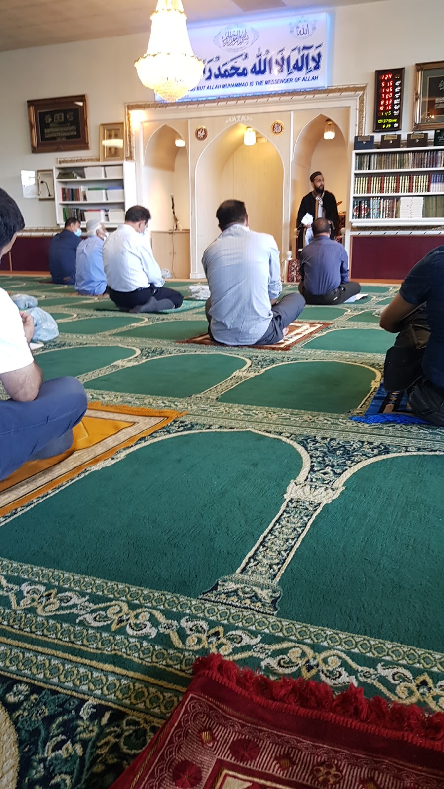 Ummah Nabawiah Masjid | 2074 Kipling Ave, Etobicoke, ON M9W 4J9, Canada | Phone: (416) 748-8033