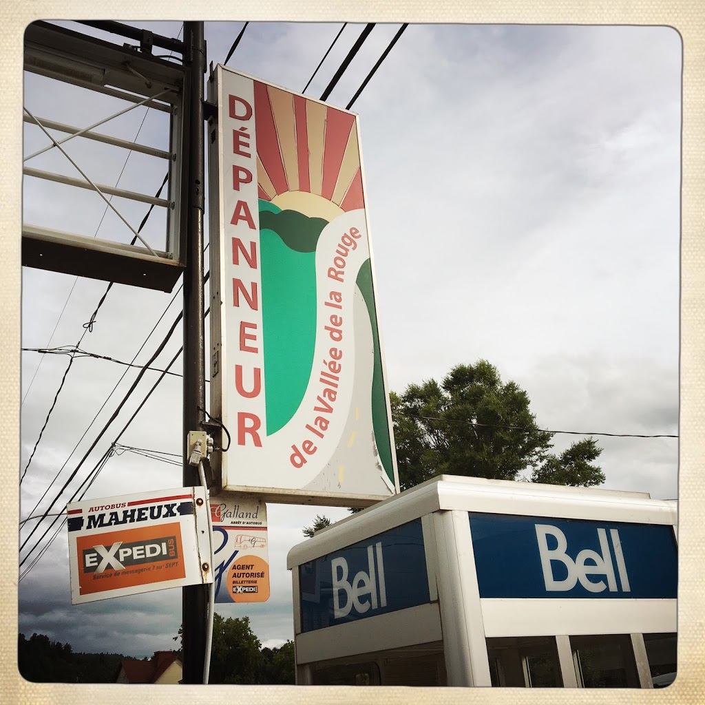 Le Dépanneur | 7189 Boulevard du Curé Labelle, Labelle, QC J0T 1H0, Canada | Phone: (819) 686-2542