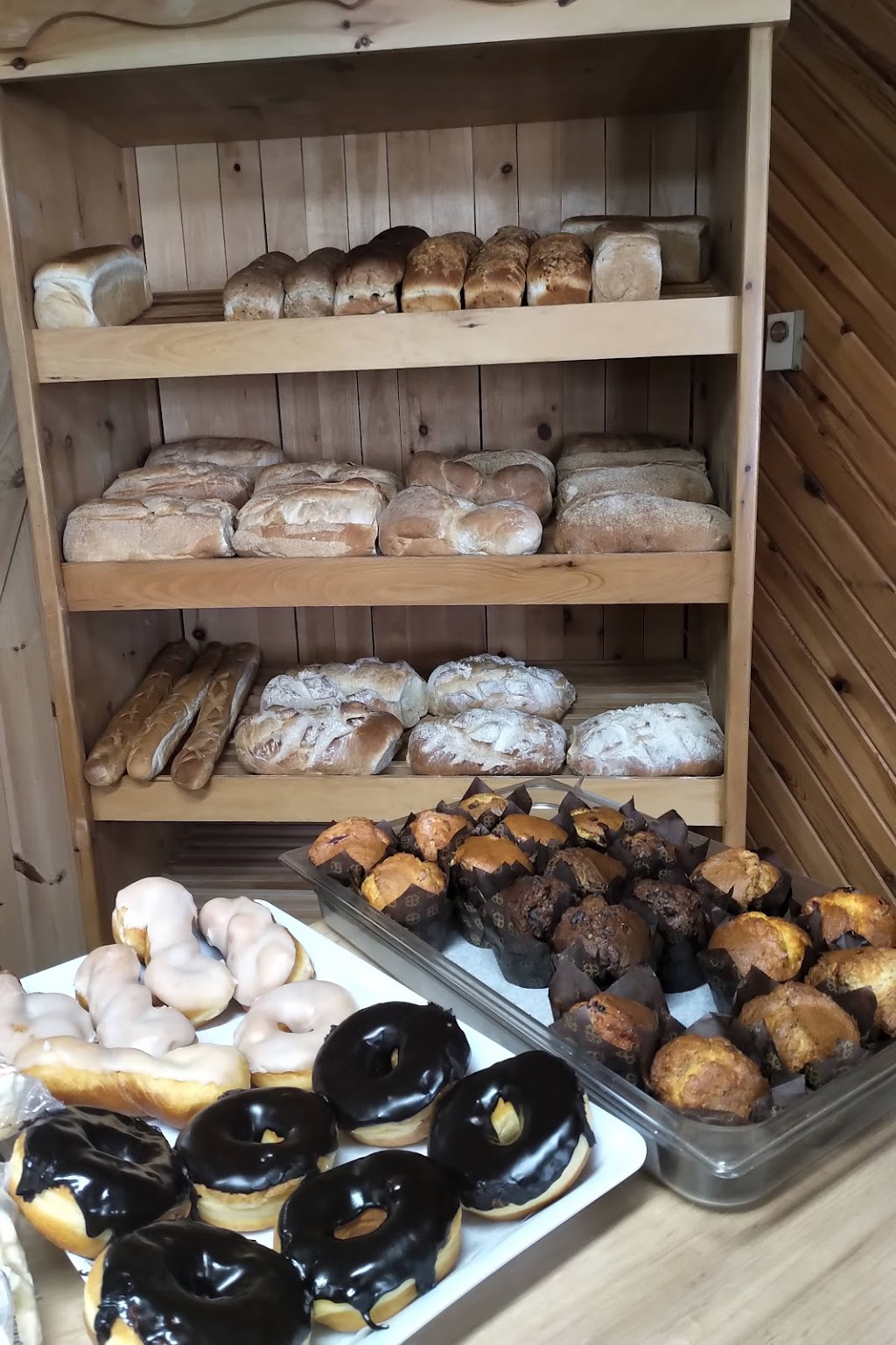 Boulangerie Au Vieux Four Ltee | 1016 Rue Valiquette, Sainte-Adèle, QC J8B 2M3, Canada | Phone: (450) 229-5412