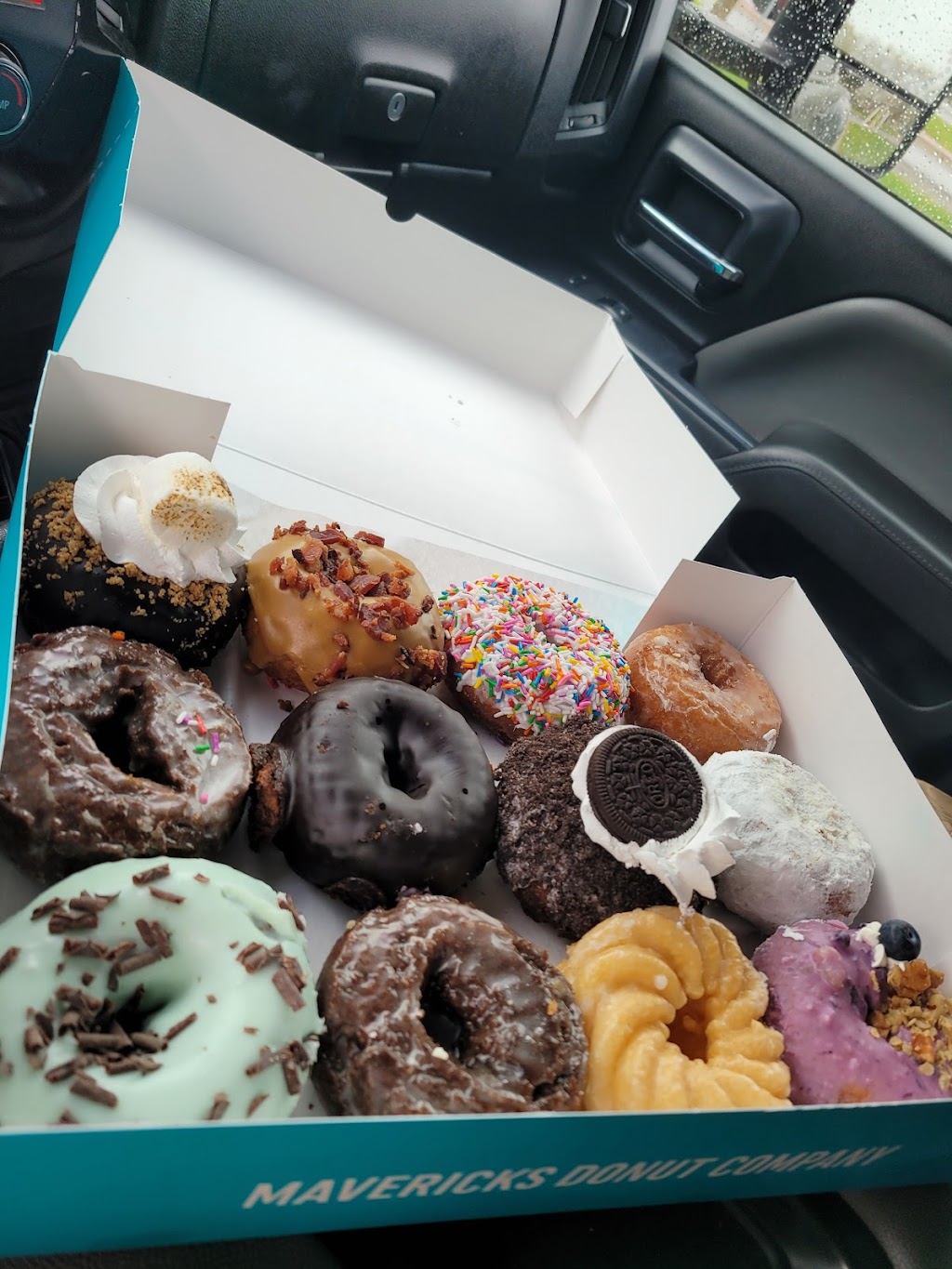 Mavericks Donuts, Kanata | 4055 Carling Ave Unit #9, Kanata, ON K2K 2A4, Canada | Phone: (613) 592-4004