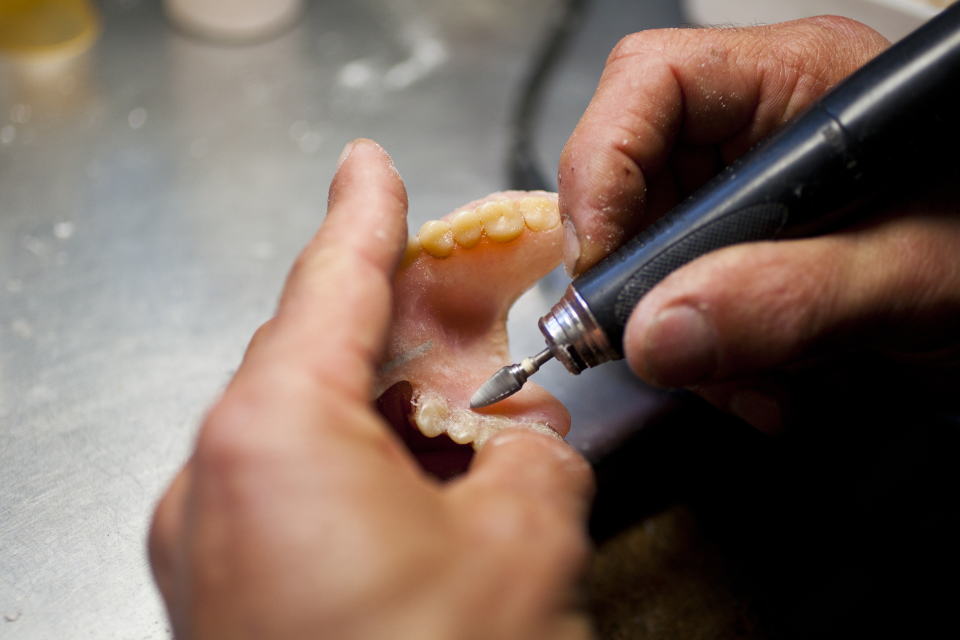 Chinook Denture Clinic | 6455 Macleod Trail SW, Calgary, AB T2H 0K9, Canada | Phone: (403) 253-9050