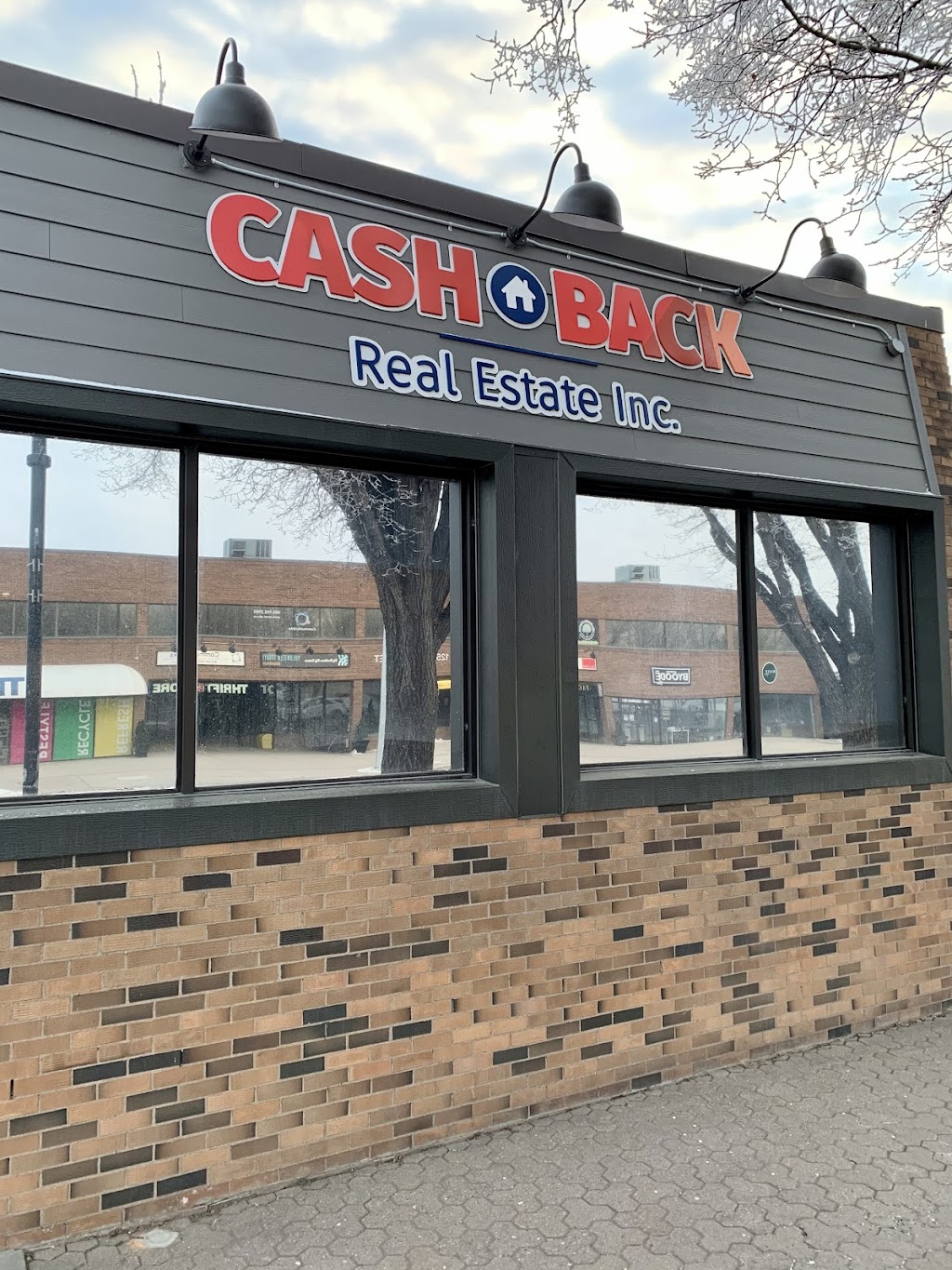 Cash Back Real Estate Inc. | 132 Main St N, Airdrie, AB T4B 0R3, Canada | Phone: (403) 585-1811