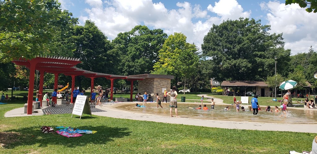 Dundas Driving Park | 71 Cross St, Dundas, ON L9H 2R5, Canada | Phone: (905) 546-2424