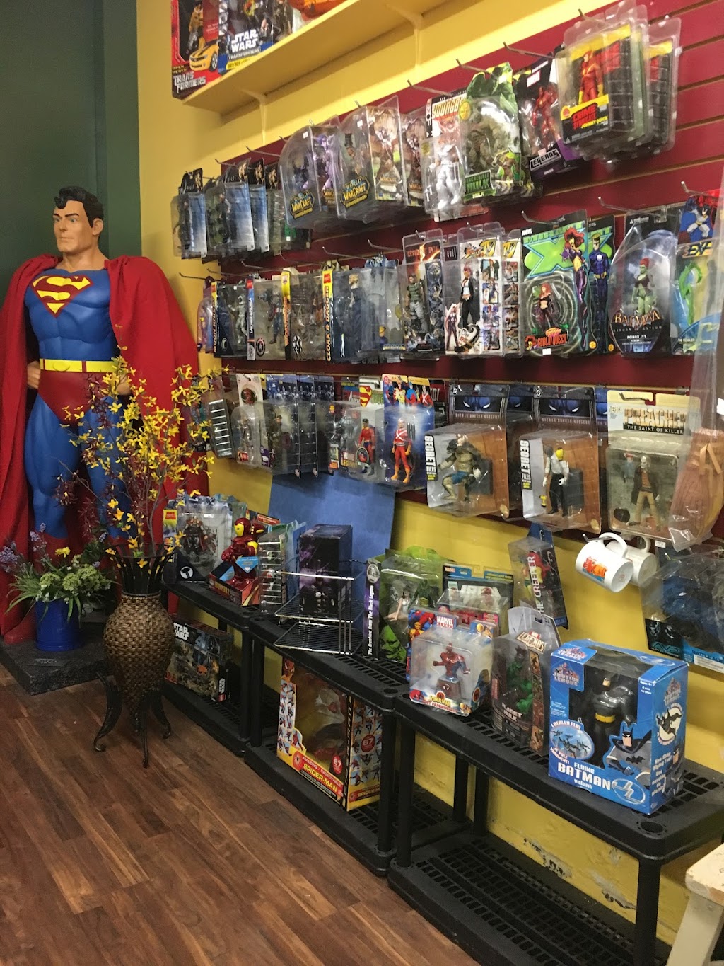 Mostly Comics | 413 St Paul St, St. Catharines, ON L2R 3N1, Canada | Phone: (905) 682-6147