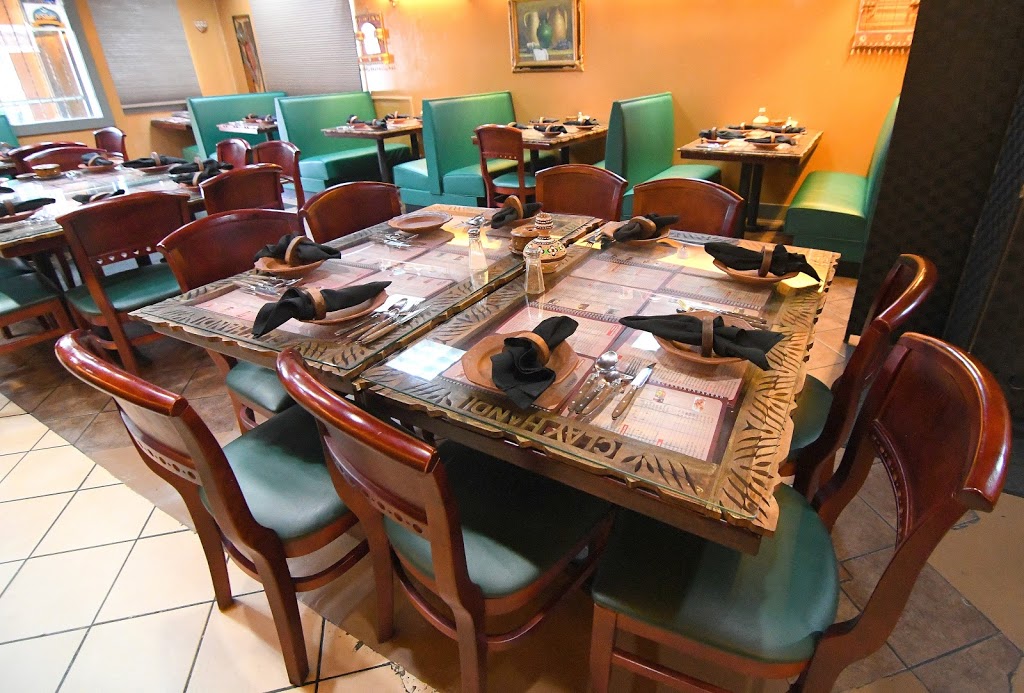 Clay Handi Restaurant | 3054 Delaware Ave, Buffalo, NY 14217, USA | Phone: (716) 877-7797