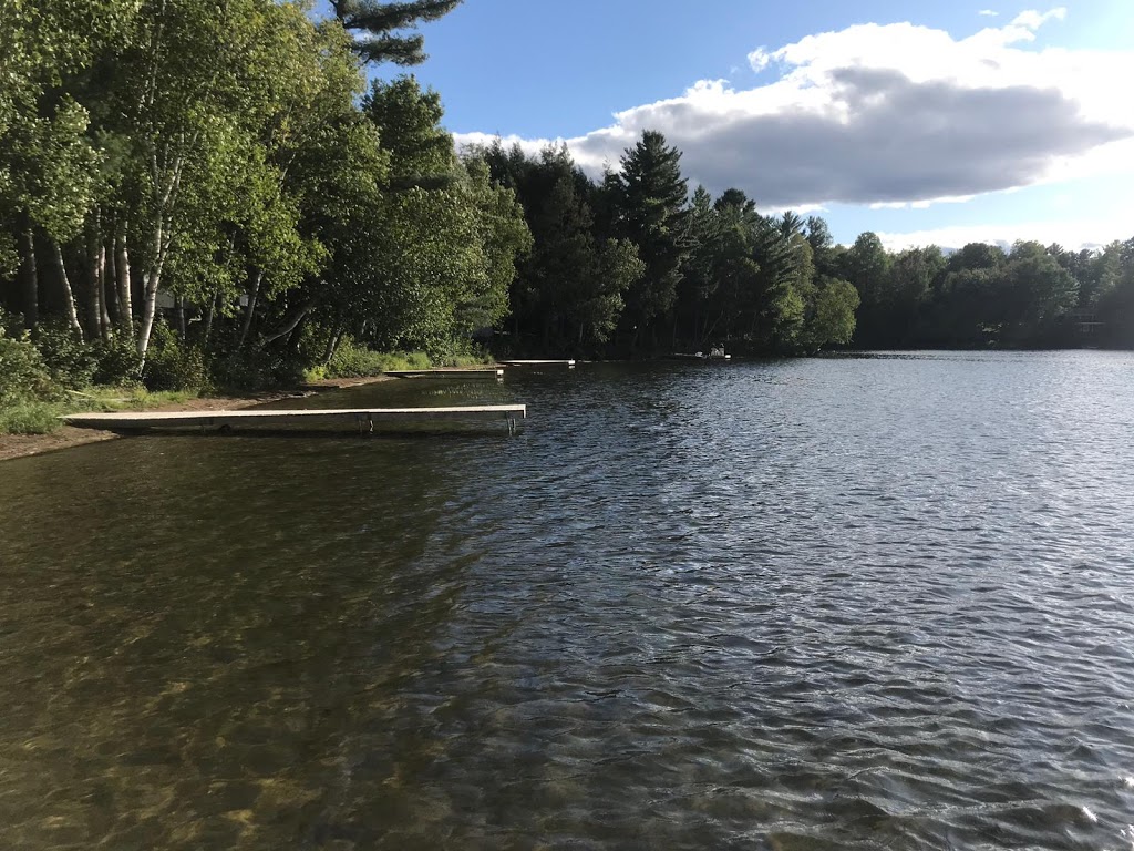 Domaine Du Lac Malloon Enr | 141 Chemin du Lac Mallonne, Lac-du-Cerf, QC J0W 1S1, Canada | Phone: (819) 597-2896