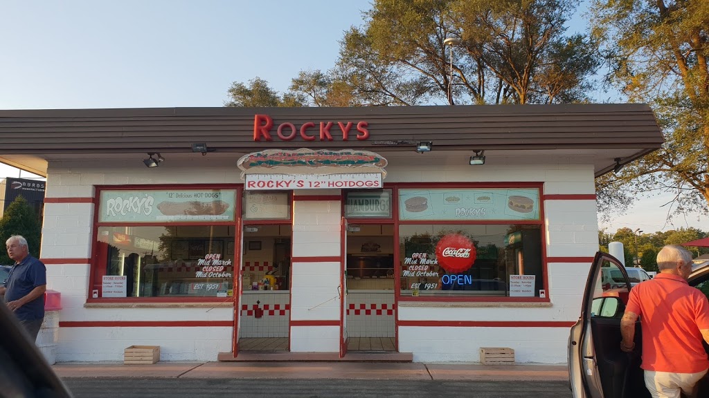 Rockys Drive-In | 520 Elizabeth St, Guelph, ON N1E 6C3, Canada | Phone: (519) 824-8088