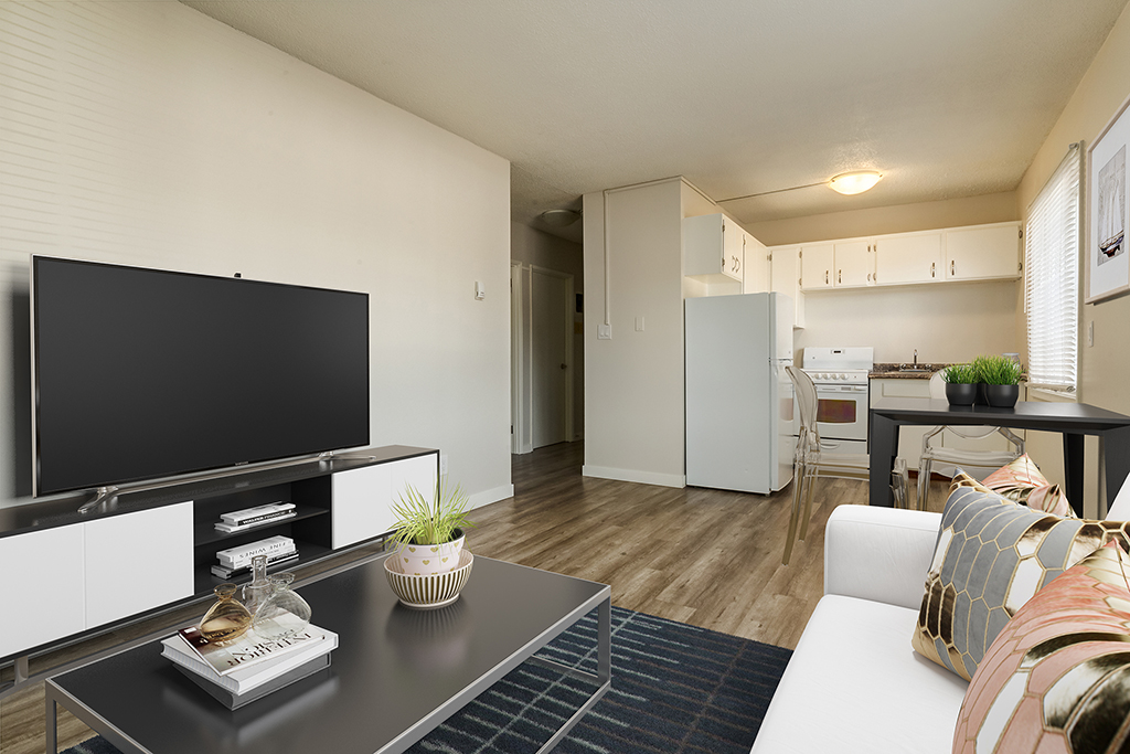 Kings Court | 12625 107 Ave NW, Edmonton, AB T5M 1Z5, Canada | Phone: (855) 247-1492