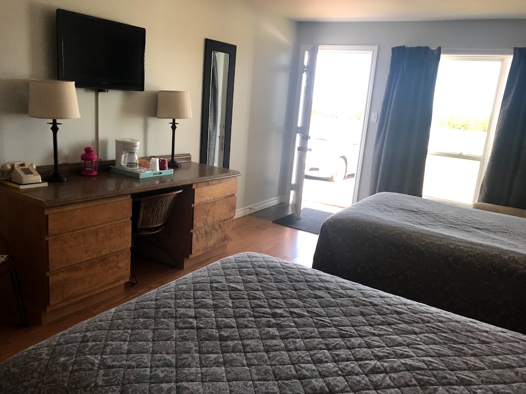 Anchor Motel & Suites | 1963 PE-1A, Central Bedeque, PE C0B 1G0, Canada | Phone: (902) 887-2255