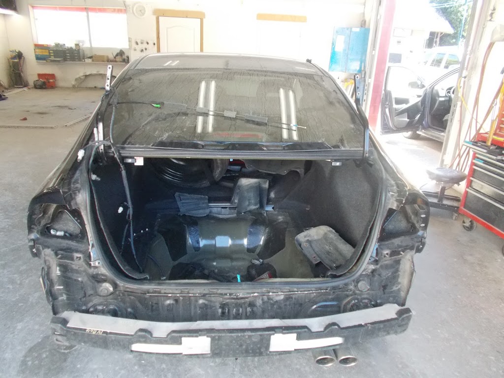 Dens Ladysmith Collision Centre | 1A3, 26 Symonds St, Ladysmith, BC V9G, Canada | Phone: (250) 245-2295