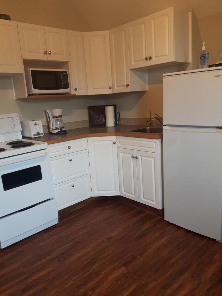 Hillside Studio Suites B&B | HWY #20, Lumsden, SK S0G 3C0, Canada | Phone: (306) 731-2366