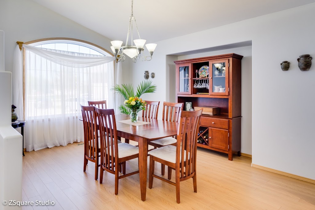 ZSquare Studio | 220 Fernwood Ave #318, Winnipeg, MB R2M 1C5, Canada | Phone: (204) 431-9212