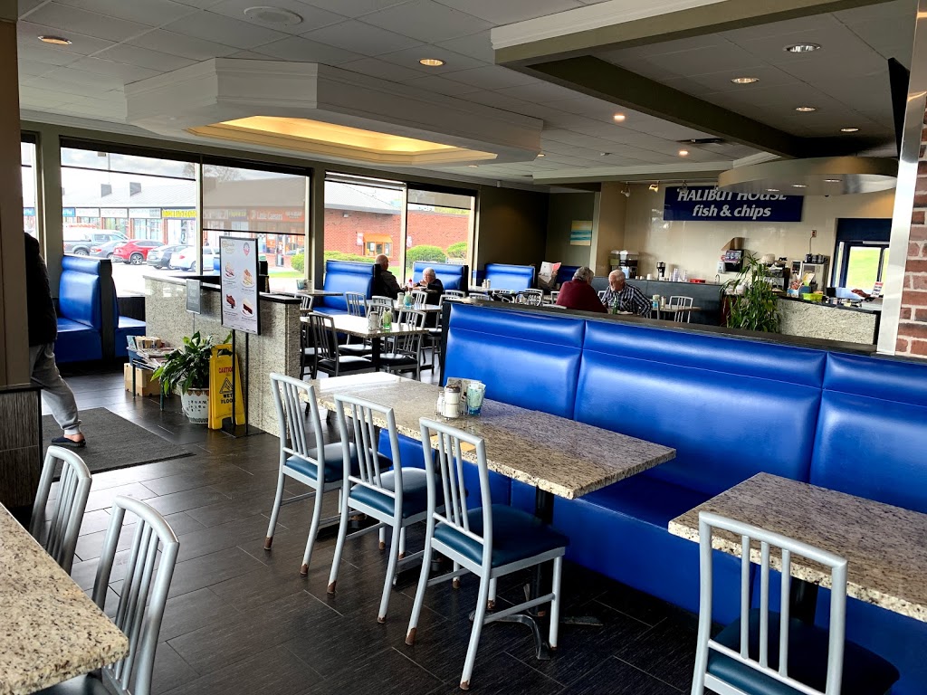 Halibut House Fish & Chips | 1070 Simcoe St N, Oshawa, ON L1G 4W4, Canada | Phone: (905) 743-1070