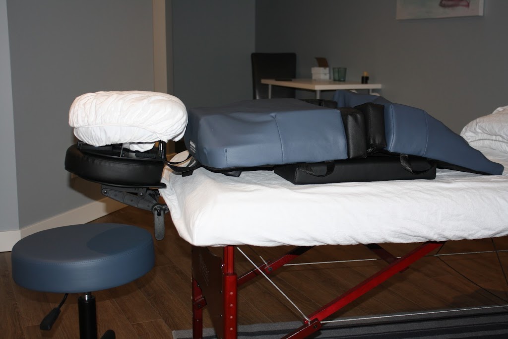 Restoring Wellness Massage Therapy - Laura Madge RMT | 75 Brightondale Crescent SE, Calgary, AB T2Z 4G6, Canada | Phone: (403) 899-5516