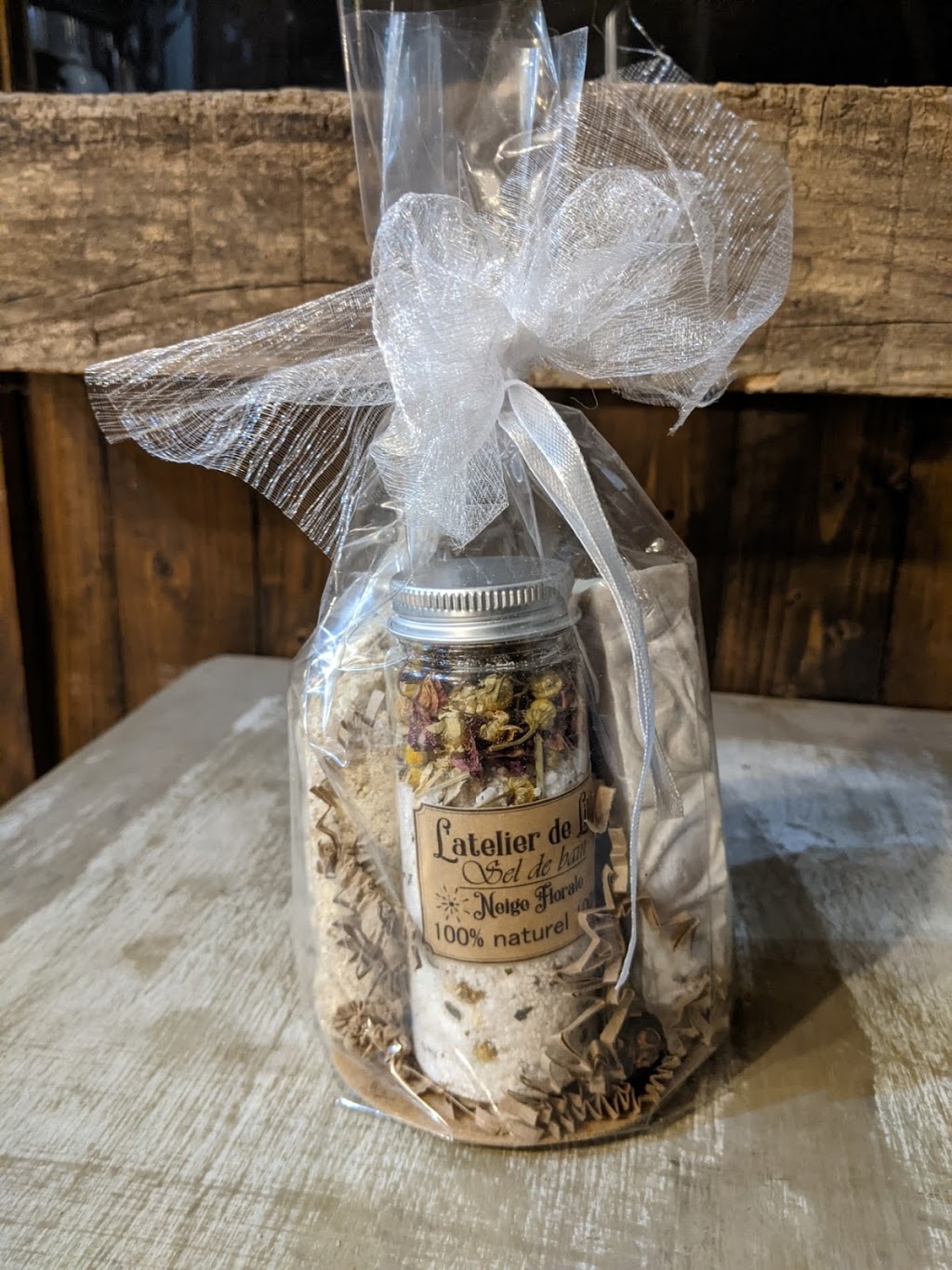 L’atelier de lili | 376 Chemin des Patriotes, Saint-Mathias-sur-Richelieu, QC J3L 6B5, Canada | Phone: (514) 292-9981
