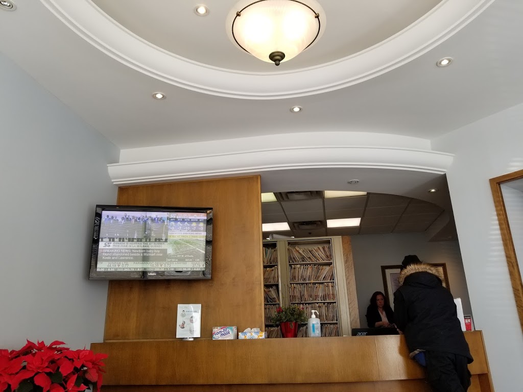 Rosedale Family Dental Centre | 531 Atkinson Avenue, Units 15 & 16, Thornhill, ON L4J 8L7, Canada | Phone: (905) 886-9900