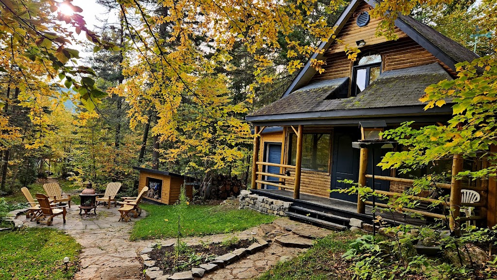 Aux Rêveries Cool | 4 Chem. du Lac-Miquet, Lamarche, QC G0W 1X0, Canada | Phone: (418) 481-1919