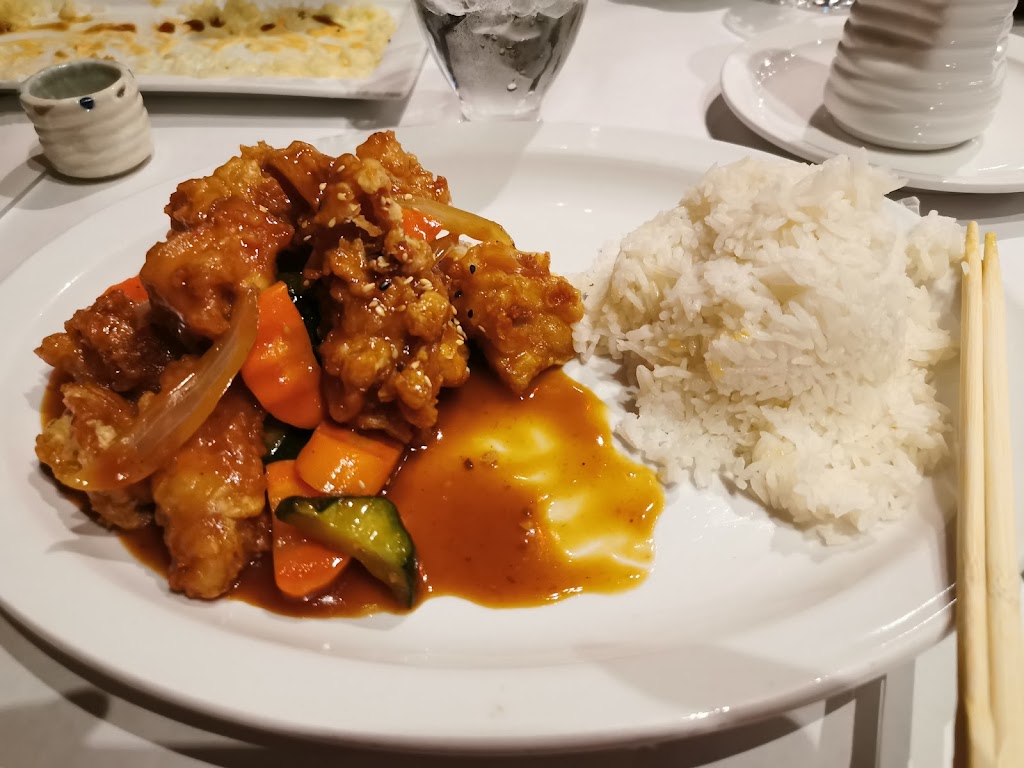 Les Bridés | 10420 Rue Lajeunesse, Montréal, QC H3L 2E5, Canada | Phone: (514) 383-8596