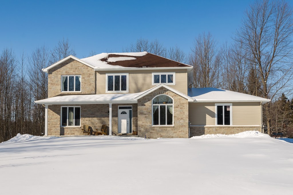 Y. Lee Beauregard | 4366 Innes Rd #2, Orléans, ON K4A 3W3, Canada | Phone: (613) 983-5346