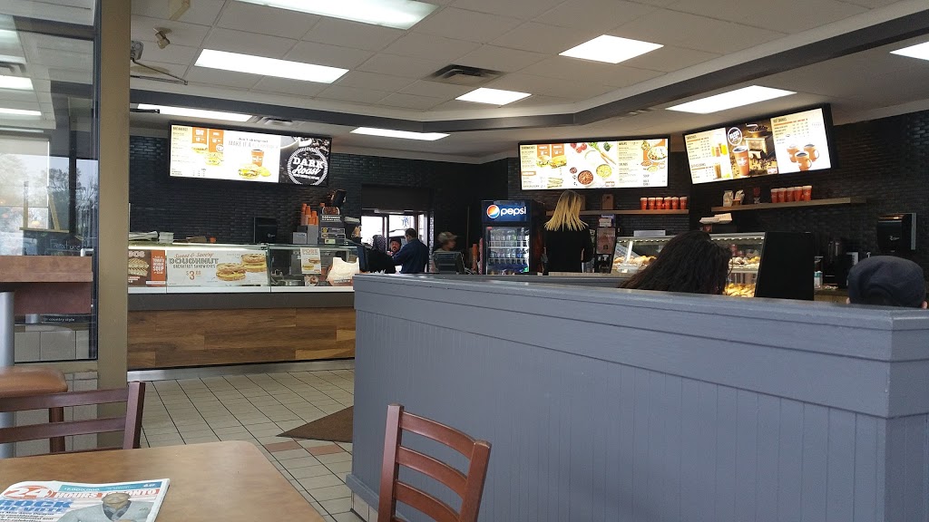 Country Style | 2512 Jane St, North York, ON M3L 1S1, Canada | Phone: (416) 740-3638