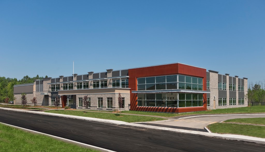 School Du Marais | 200 Rue du Marigot, Gatineau, QC J9J 0J4, Canada | Phone: (819) 682-9130