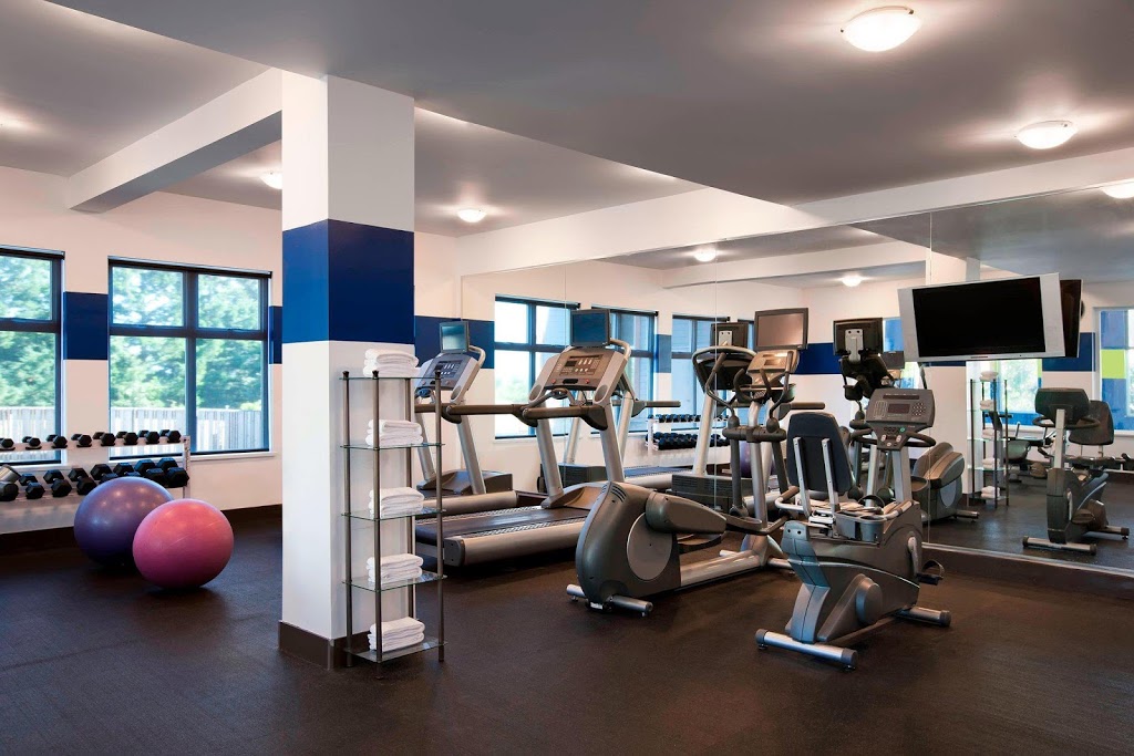 Four Points by Sheraton Victoria Gateway | 829 McCallum Rd, Victoria, BC V9B 6W6, Canada | Phone: (250) 474-6063