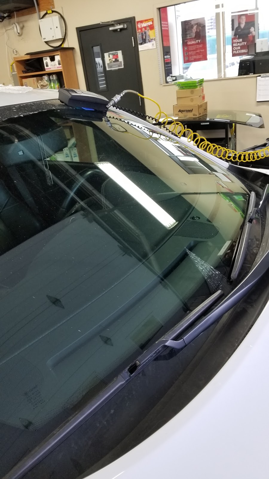 AUTO GLASS (STONEY CREEK) Repair | 2483 Barton St E, Hamilton, ON L8E 2X1, Canada | Phone: (519) 513-0283