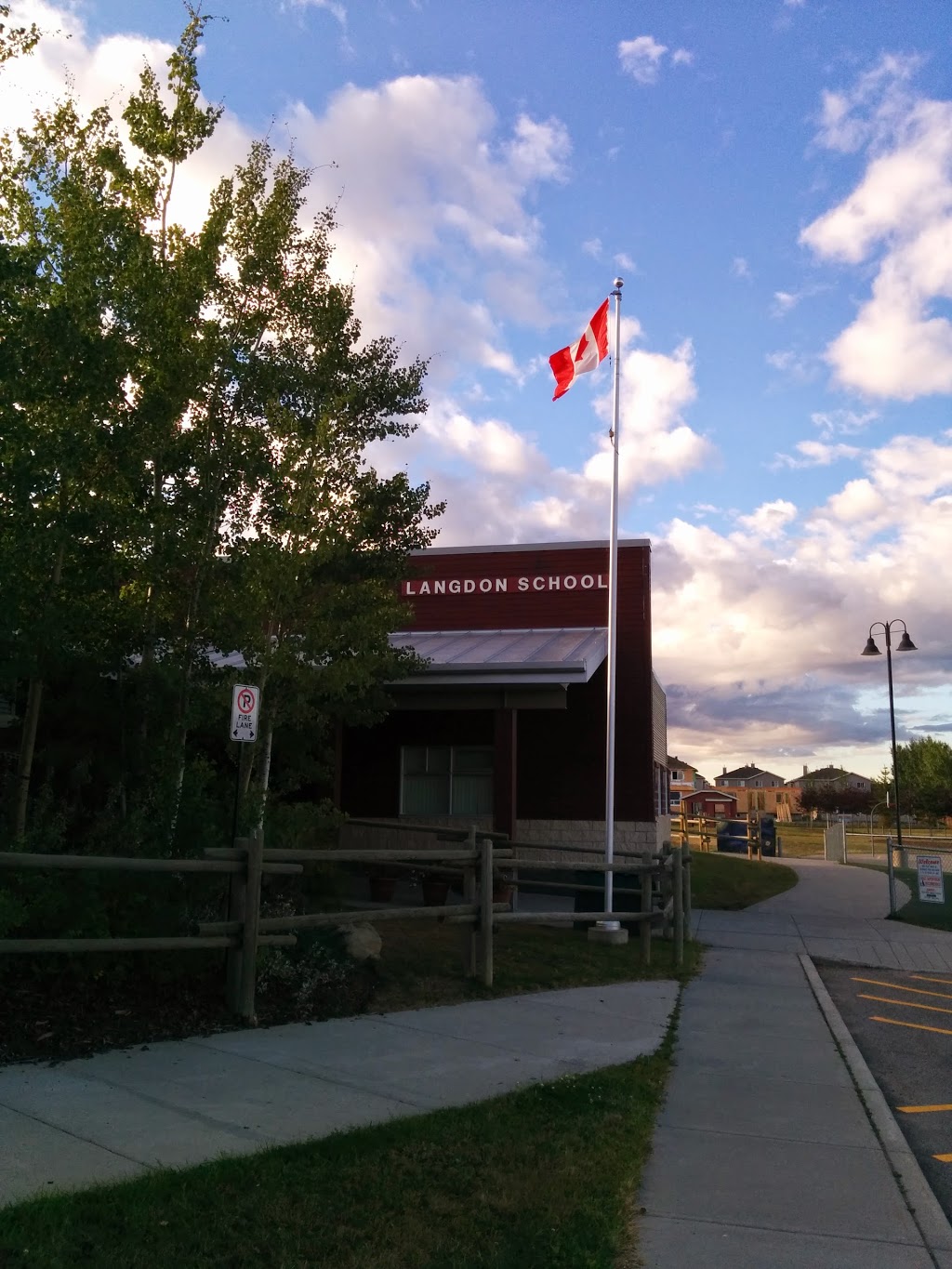 Langdon School | 17 Brander Avenue N.W, Langdon, AB T0J 1X2, Canada | Phone: (403) 936-4579