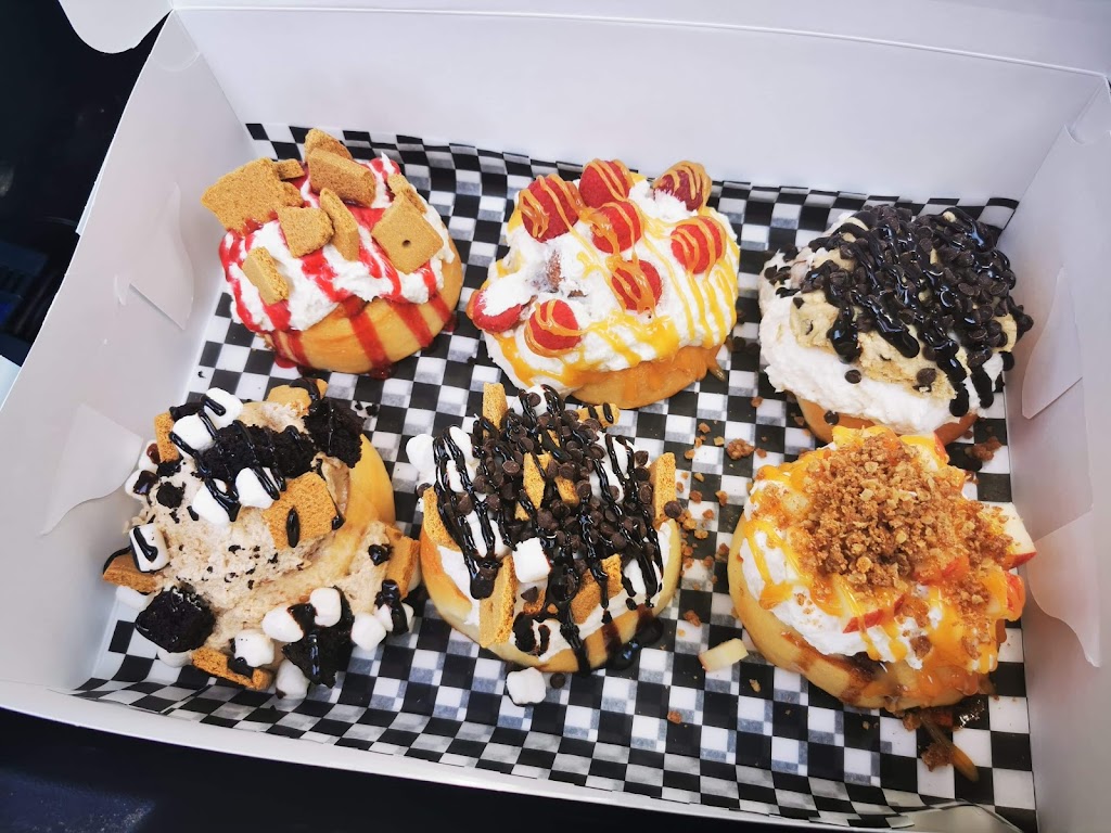 Cinnaholic | 900 Exhibition Way Unit 102, Ottawa, ON K1S 5J3, Canada | Phone: (613) 563-2867