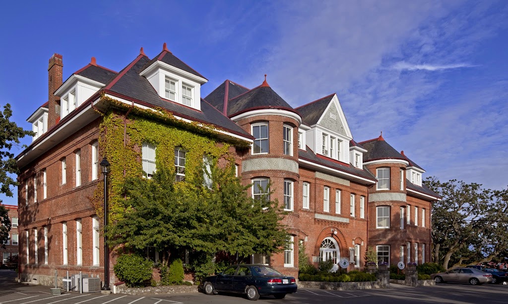 The Cridge Centre for the Family | 1307 Hillside Ave, Victoria, BC V8T 0A2, Canada | Phone: (250) 384-8058