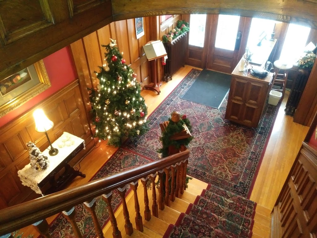 Antigonish Victorian Inn | 149 Main St, Antigonish, NS B2G 2B6, Canada | Phone: (902) 863-1103