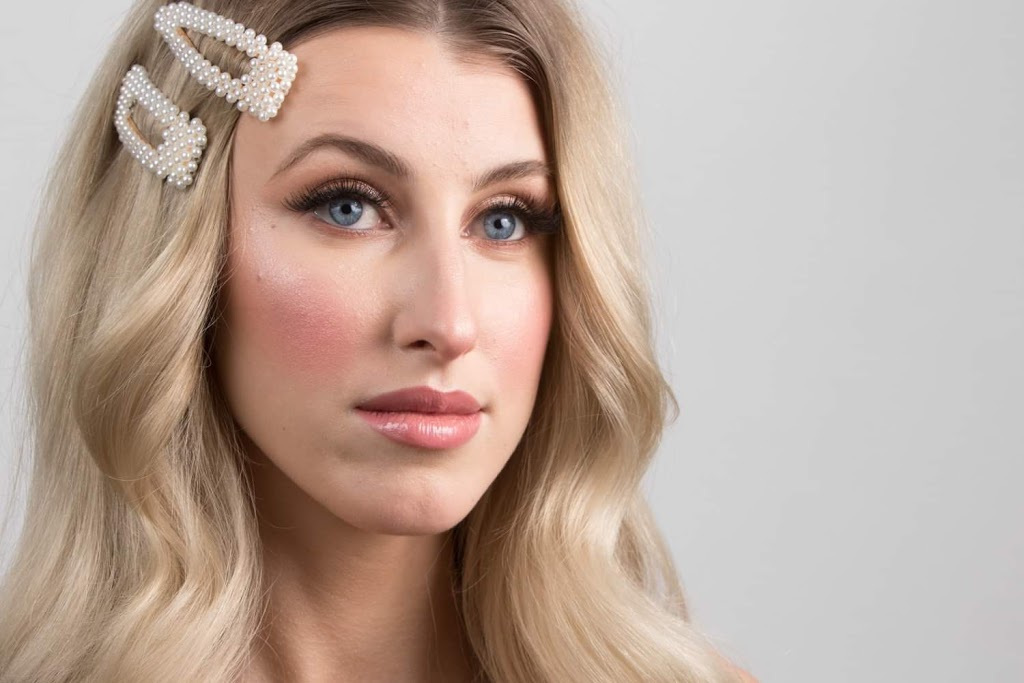 Aniela Beauty | 627 The West Mall, Etobicoke, ON M9C 4X5, Canada | Phone: (647) 782-0099