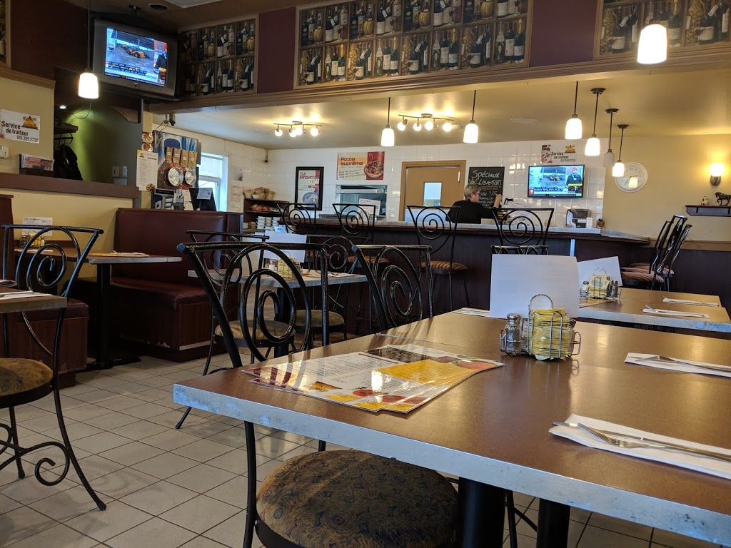 Restau Le Peck | 336 Rue Principale, Saint-Léonard-dAston, QC J0C 1M0, Canada | Phone: (819) 399-2226