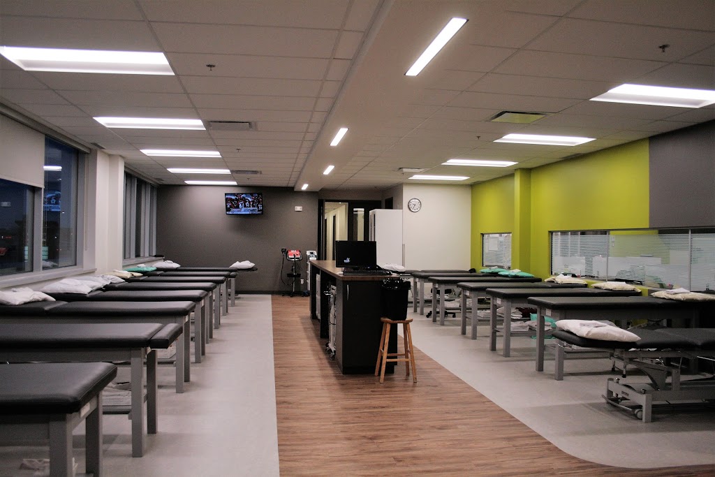 Carrefour Health 440 | 4650 Desserte S Autoroute 440, Laval, QC H7T 2Z8, Canada | Phone: (450) 682-2324