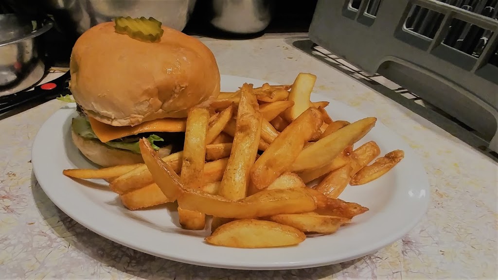 Corner House Cafe | 181 Jubilee St, Duncan, BC V9L 1W6, Canada | Phone: (250) 748-9211