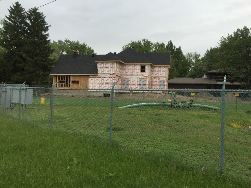 Toiture Equinox | 235 Rue Hélène-Boullé, Mont-Saint-Hilaire, QC J3H 3P5, Canada | Phone: (514) 793-2521