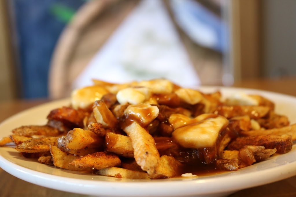 Mezza Lebanese Kitchen | 6 Forest Hills Pkwy, Dartmouth, NS B2W 6E4, Canada | Phone: (902) 406-5656