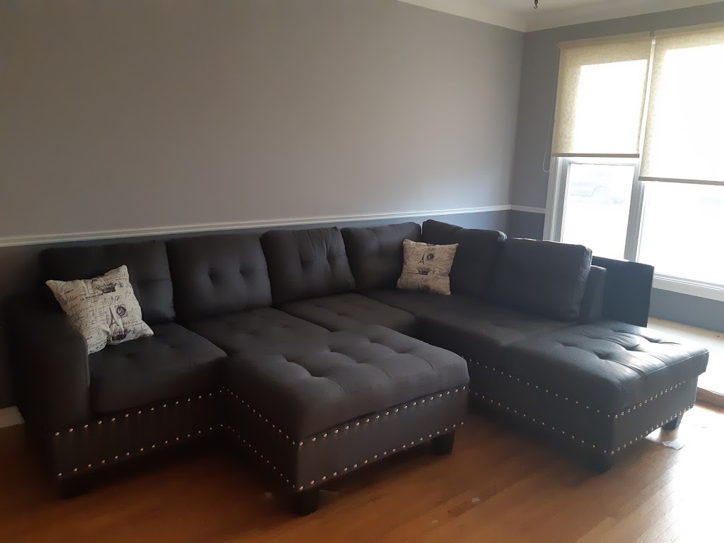 Paramount Furniture ltd. | 3711 Keele St, North York, ON M3J 1N1, Canada | Phone: (416) 398-3339