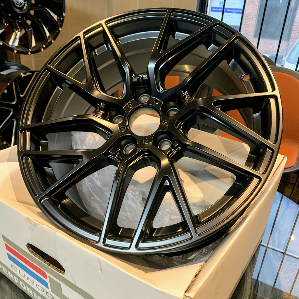 Willys Tires and Wheels | 4801 Keele St, North York, ON M3J 3A4, Canada | Phone: (416) 736-4727