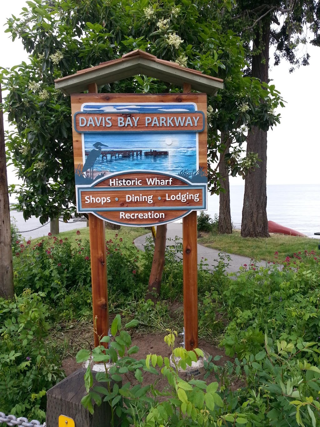 Beachside by the Bay Waterfront Suites | 5005 Sunshine Coast Hwy, Sechelt, BC V0N 3A2, Canada | Phone: (604) 741-0771