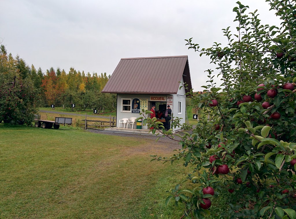 Verger Joe Giguère | 2194 Chem. Royal, Sainte-Famille, QC G0A 3P0, Canada | Phone: (418) 829-2791