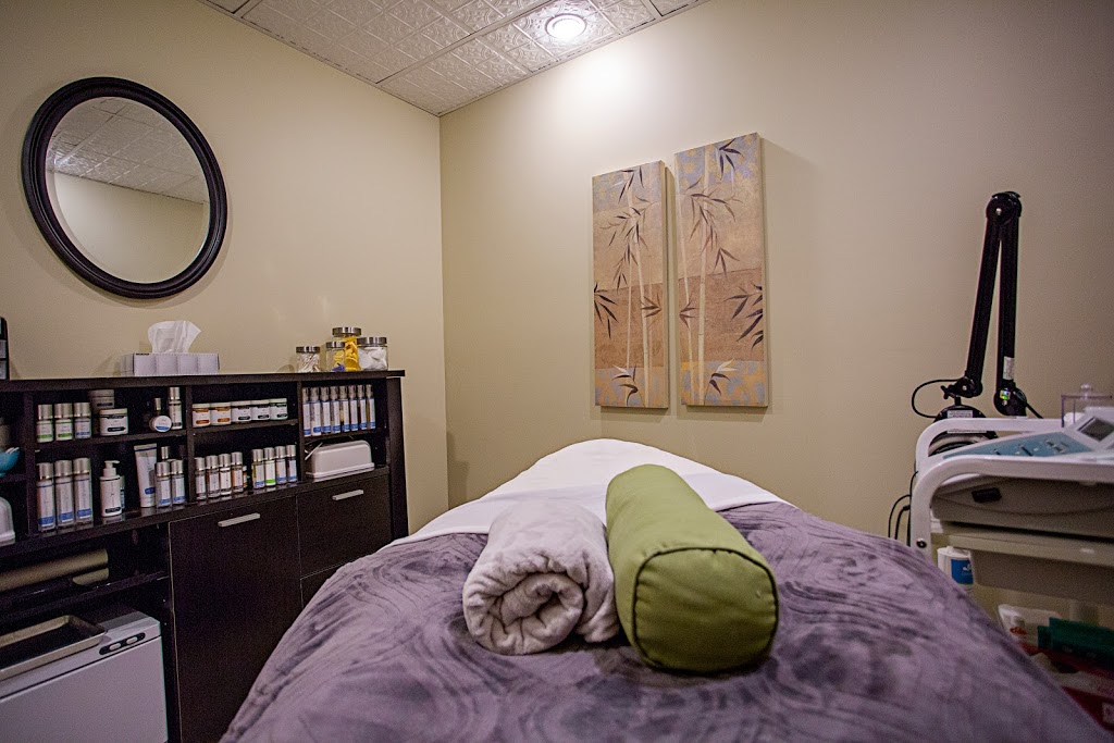 Katys Touch | 2 Queen St N, Tilbury, ON N0P 2L0, Canada | Phone: (519) 682-1188