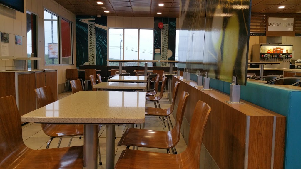 McDonalds | 4 Westwood Blvd, Upper Tantallon, NS B3Z 4R2, Canada | Phone: (902) 826-1763