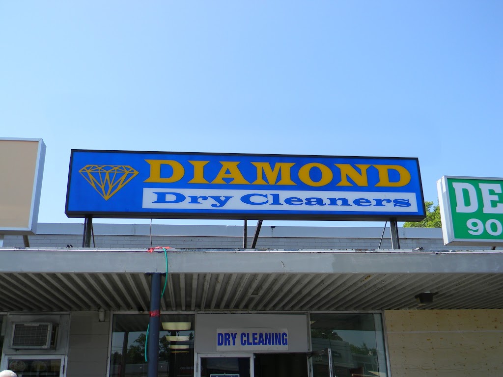 Diamond Dry Cleaners | 1134 Fennell Ave E, Hamilton, ON L8T 1S5, Canada | Phone: (905) 318-7600