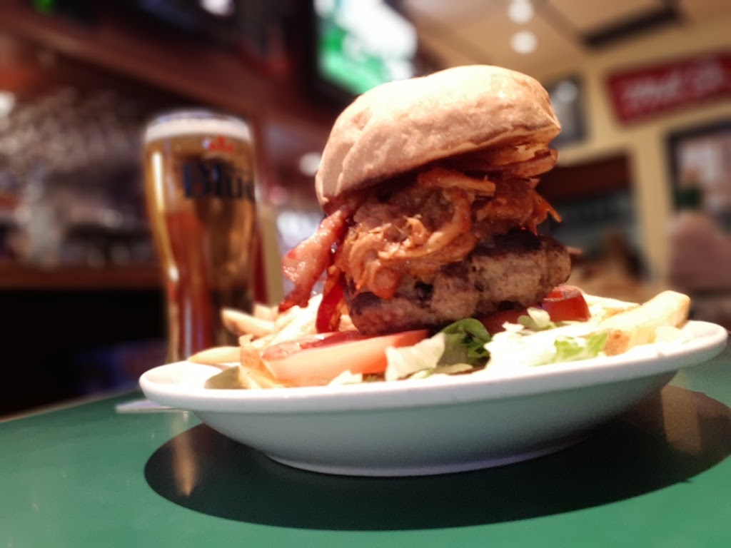 Chill Bar & Grill | 373 Bridge St W #12, Waterloo, ON N2K 3K3, Canada | Phone: (519) 746-6642