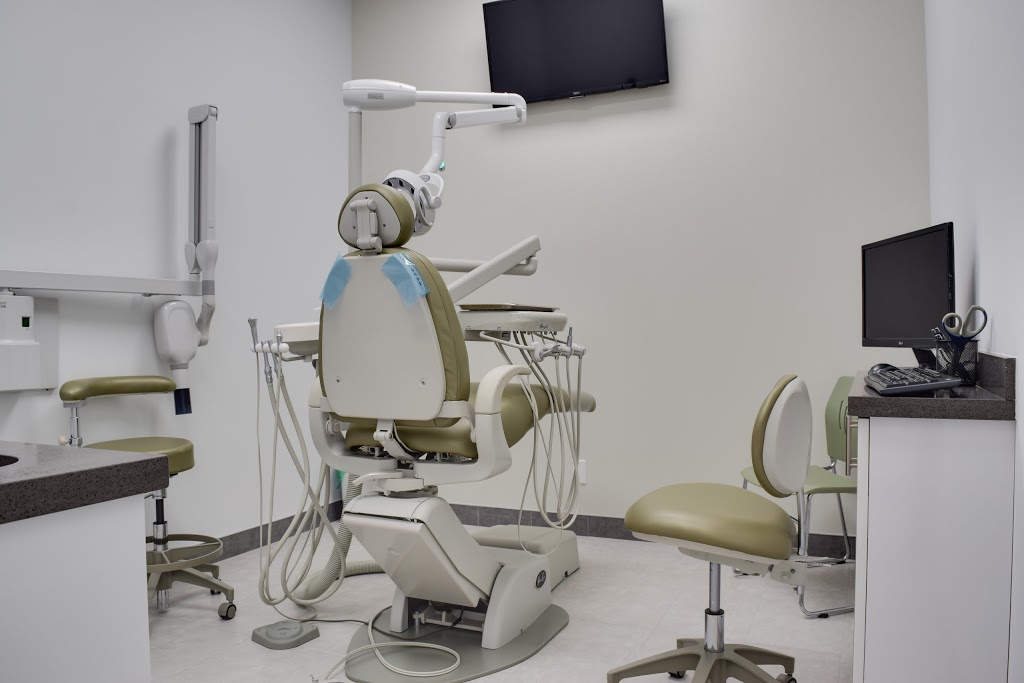 LimeGreen Dental | 310 Limeridge Rd W Unit#8B, Hamilton, ON L9C 2V2, Canada | Phone: (905) 383-7979