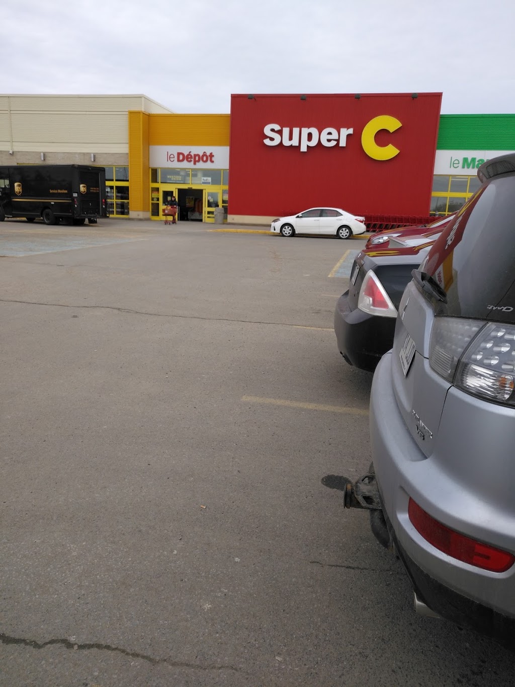 Super C | 2975 Boulevard des Récollets, Trois-Rivières, QC G9A 6M1, Canada | Phone: (819) 375-4120