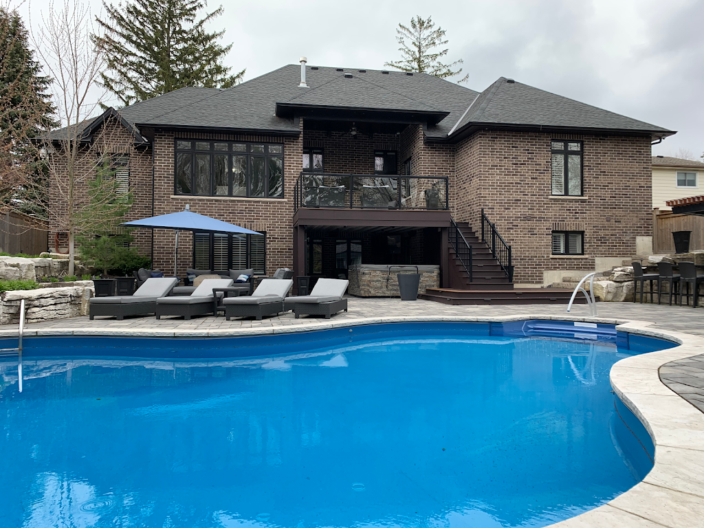 Dylan the Window Cleaner | 40 Garners Ln, Brantford, ON N3T 6P5, Canada | Phone: (905) 966-0905