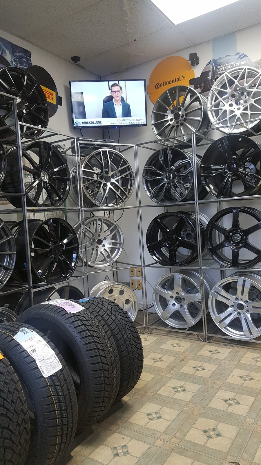 Tire & Rim Shop | 1570 Midland Ave #2, Scarborough, ON M1P 3C3, Canada | Phone: (647) 827-2298