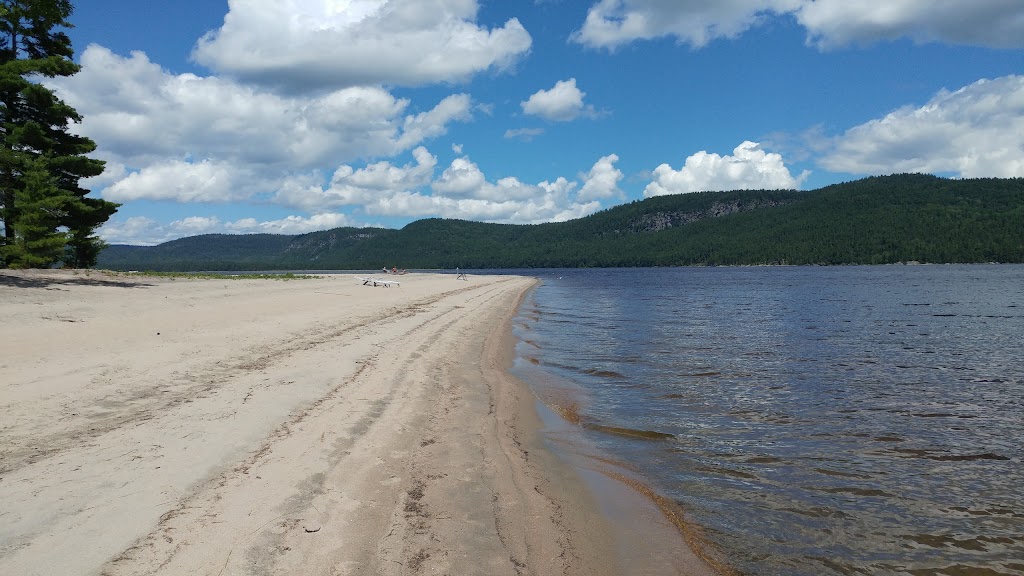 Laurentian Hills Library | 34465 ON-17, Deep River, ON K0J 1P0, Canada | Phone: (613) 584-2714
